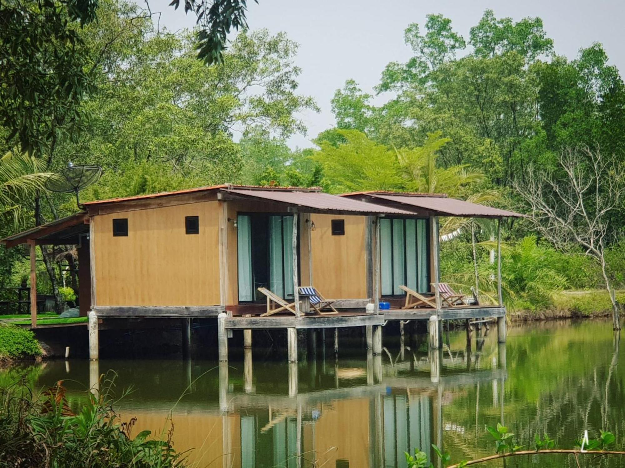 Calm At Bangphat Bor Saen Ngoại thất bức ảnh