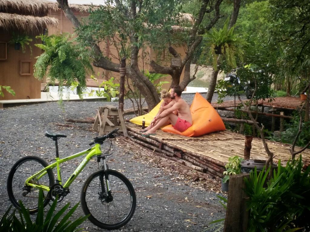 Calm At Bangphat Bor Saen Ngoại thất bức ảnh