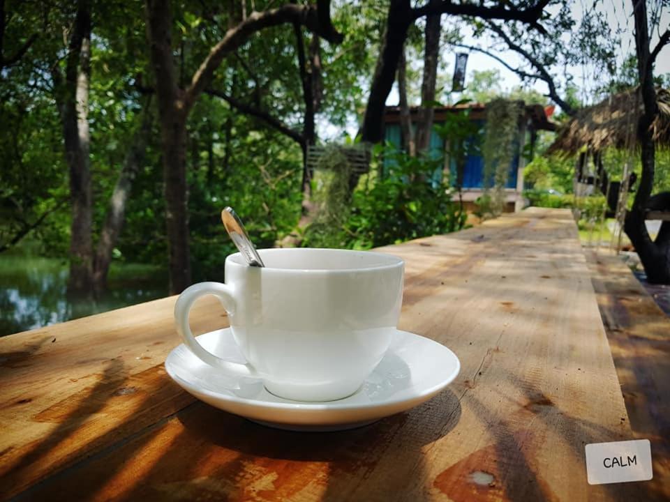 Calm At Bangphat Bor Saen Ngoại thất bức ảnh